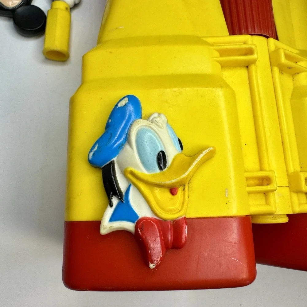 Vintage Walt Disney Mickey Mouse Binoculars Donald Duck Pluto Child Size